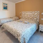 Triple Room A Few Steps From Tiber
